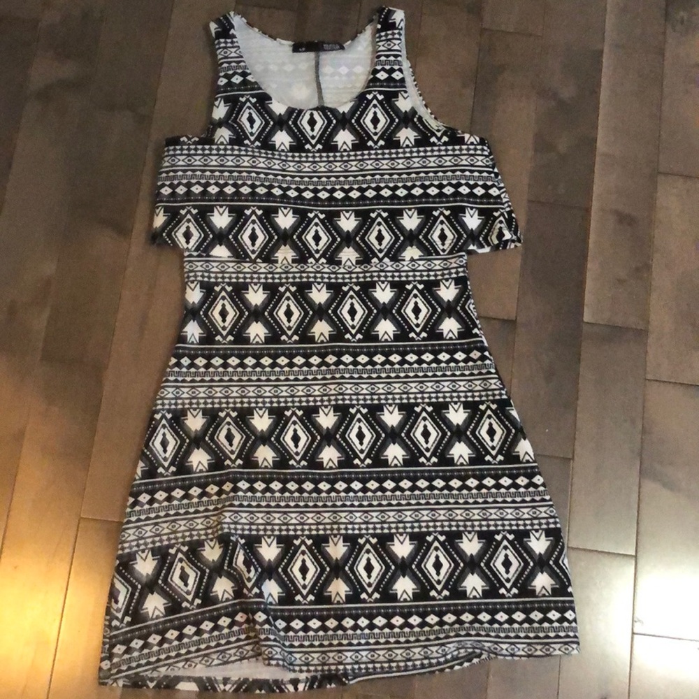Black and white summer dress
